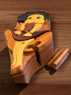 Betty Boop Intarsia Puzzle HeartKey Trinket Box Vintage 1990s